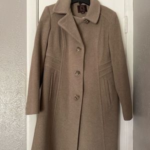 Anne Klein, Beige winter coat